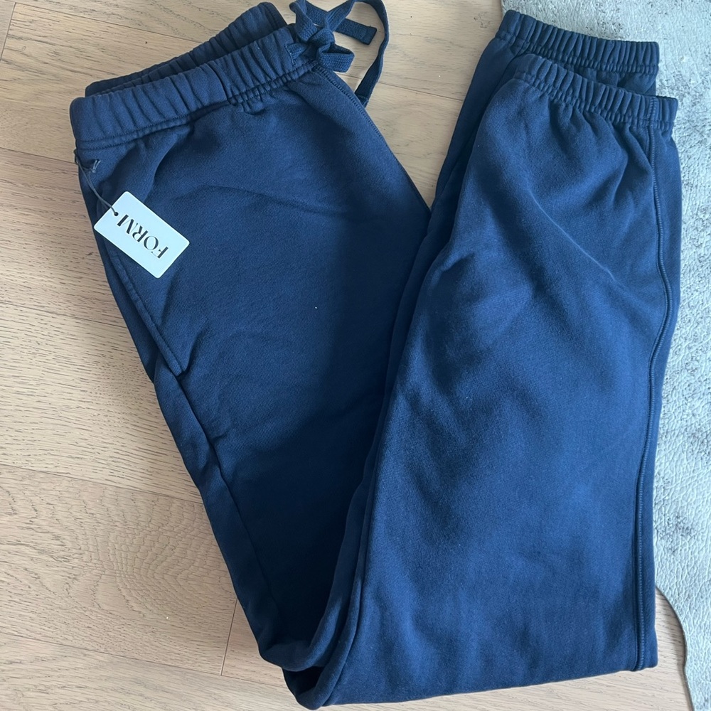 Form Sweatpants